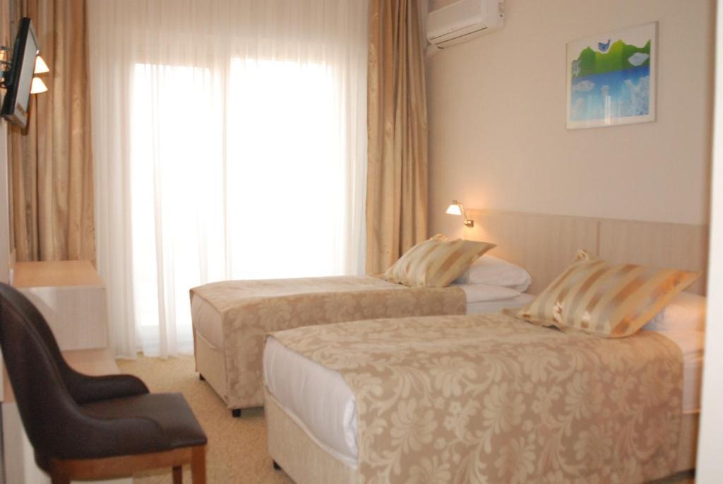 Hotel Suix Lara Antalya Zimmer foto